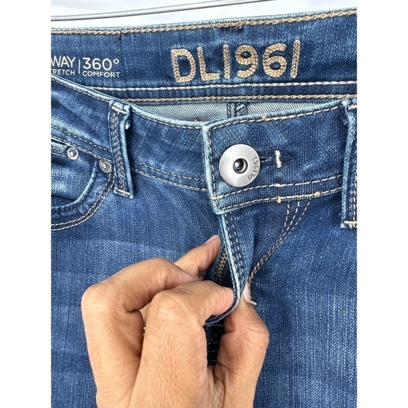 DL1961 Premium Denim 4Way Stretch Milano Bootcut Jeans - Picture 4 of 12
